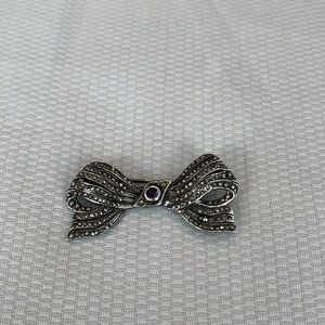 Vintage silver pin